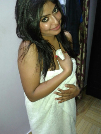 arambol-beach-escorts-service-low-price-hot-model-call-girls-in-arambol-beach-big-0