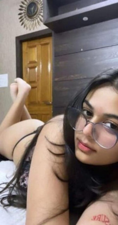 dehli-independence-high-profile-girls-available-in-room-big-0